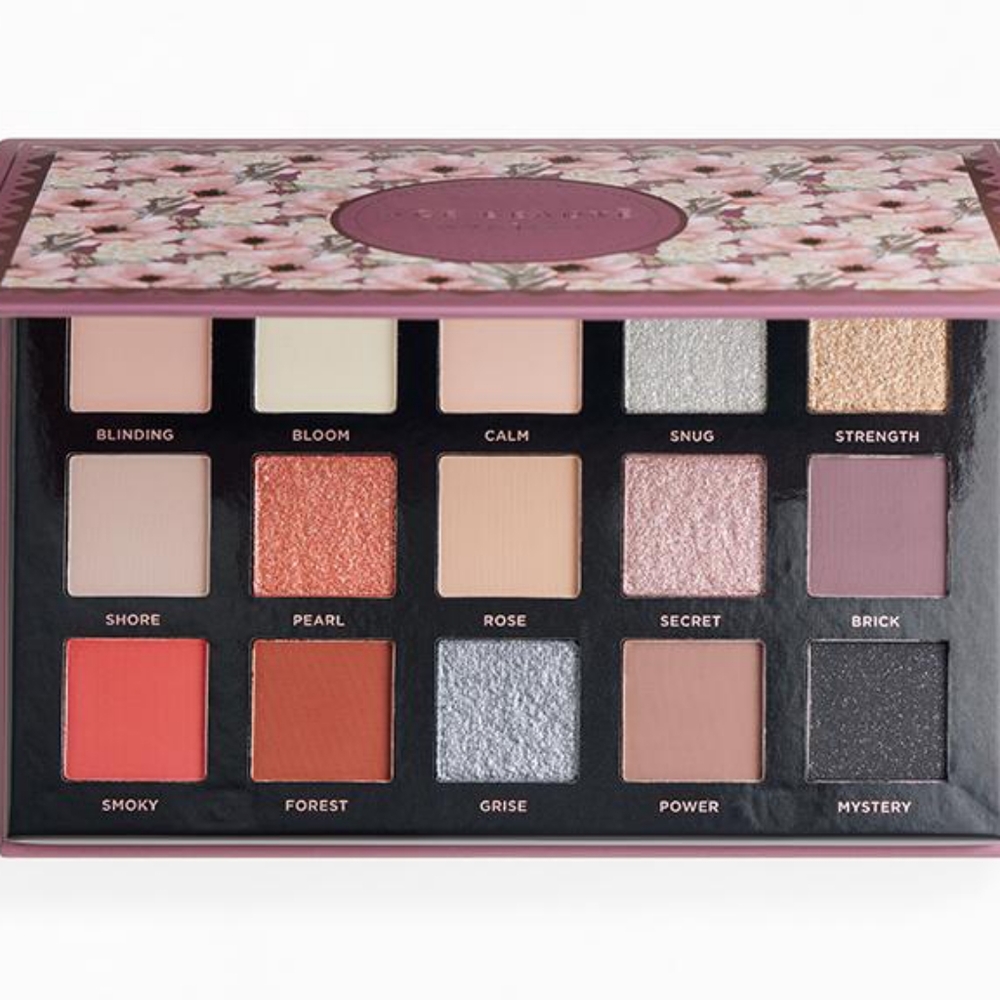 ACE BEAUTÉ Smoky Roses Eyeshadow Palette -  NIB